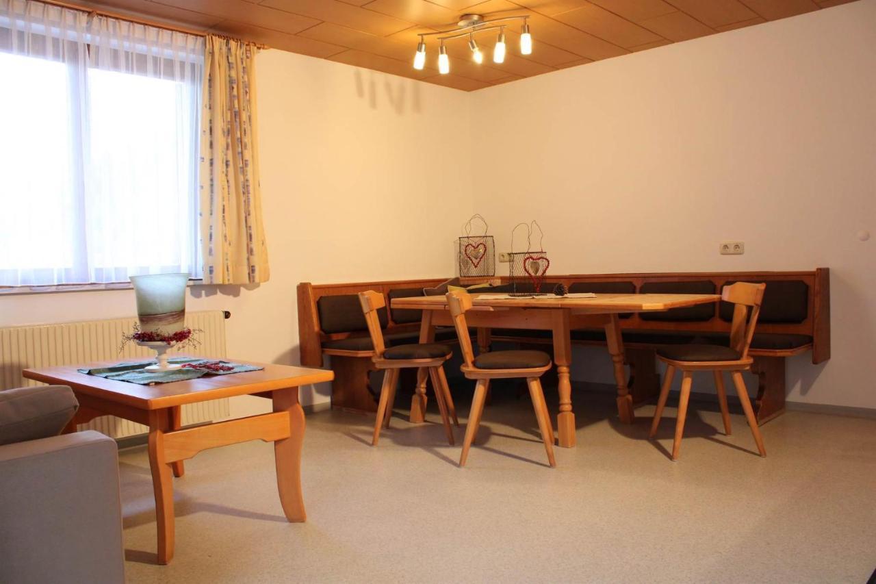 Bergjuwel Apartment Schruns Bagian luar foto